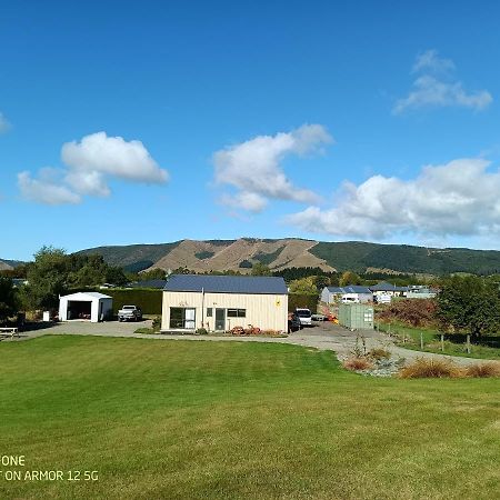 Flying Plate Saloon Appartement Waimate Buitenkant foto